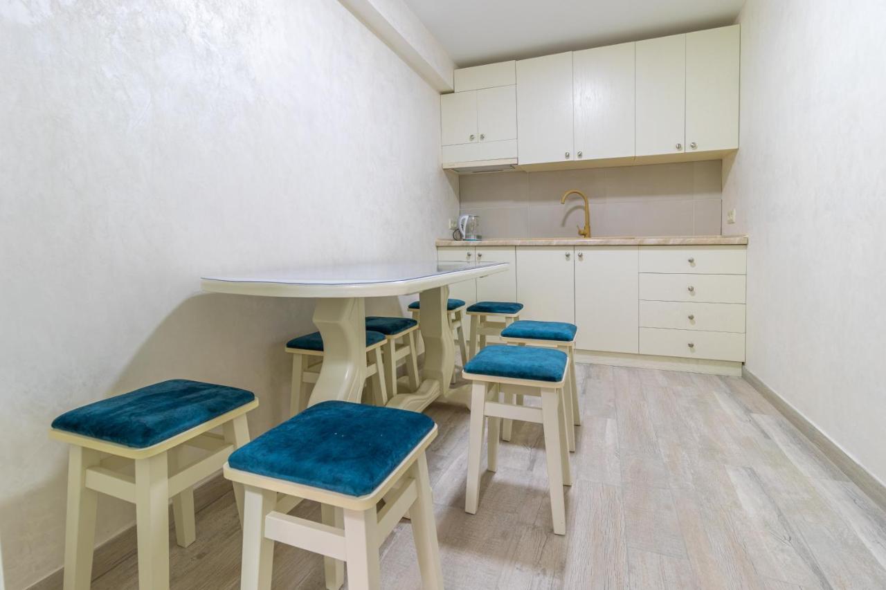 Guest House Turda バコヴェル エクステリア 写真