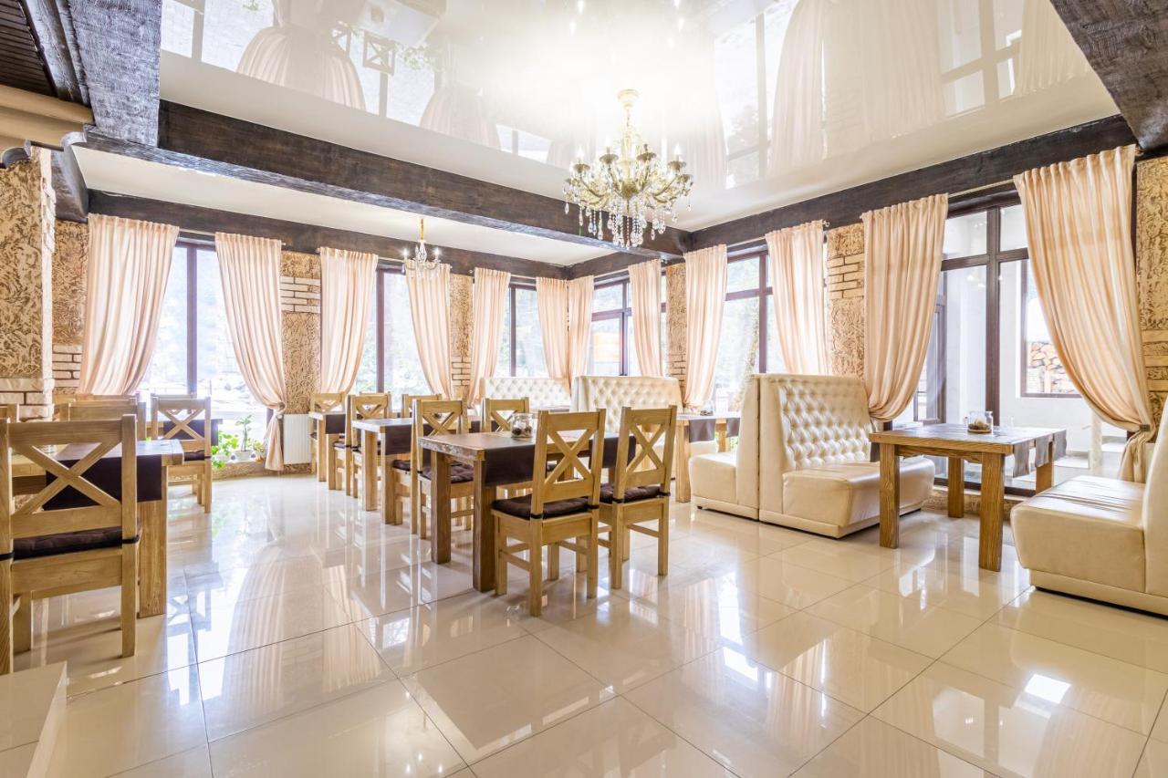 Guest House Turda バコヴェル エクステリア 写真